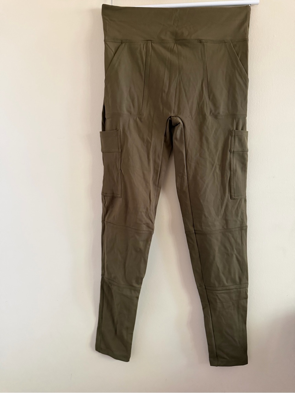 New! DEVON WINDSOR Olive Green leggings